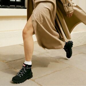 NIB HUNTER Explorer Insulated Lace Up Commando Boots